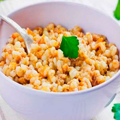 Каша перловая с морковью