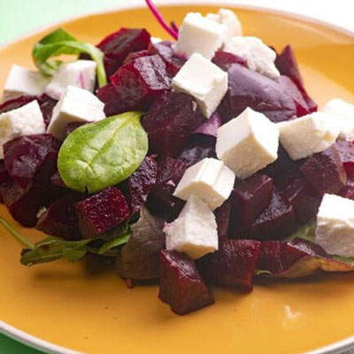 Салат из свеклы с сыром Фета